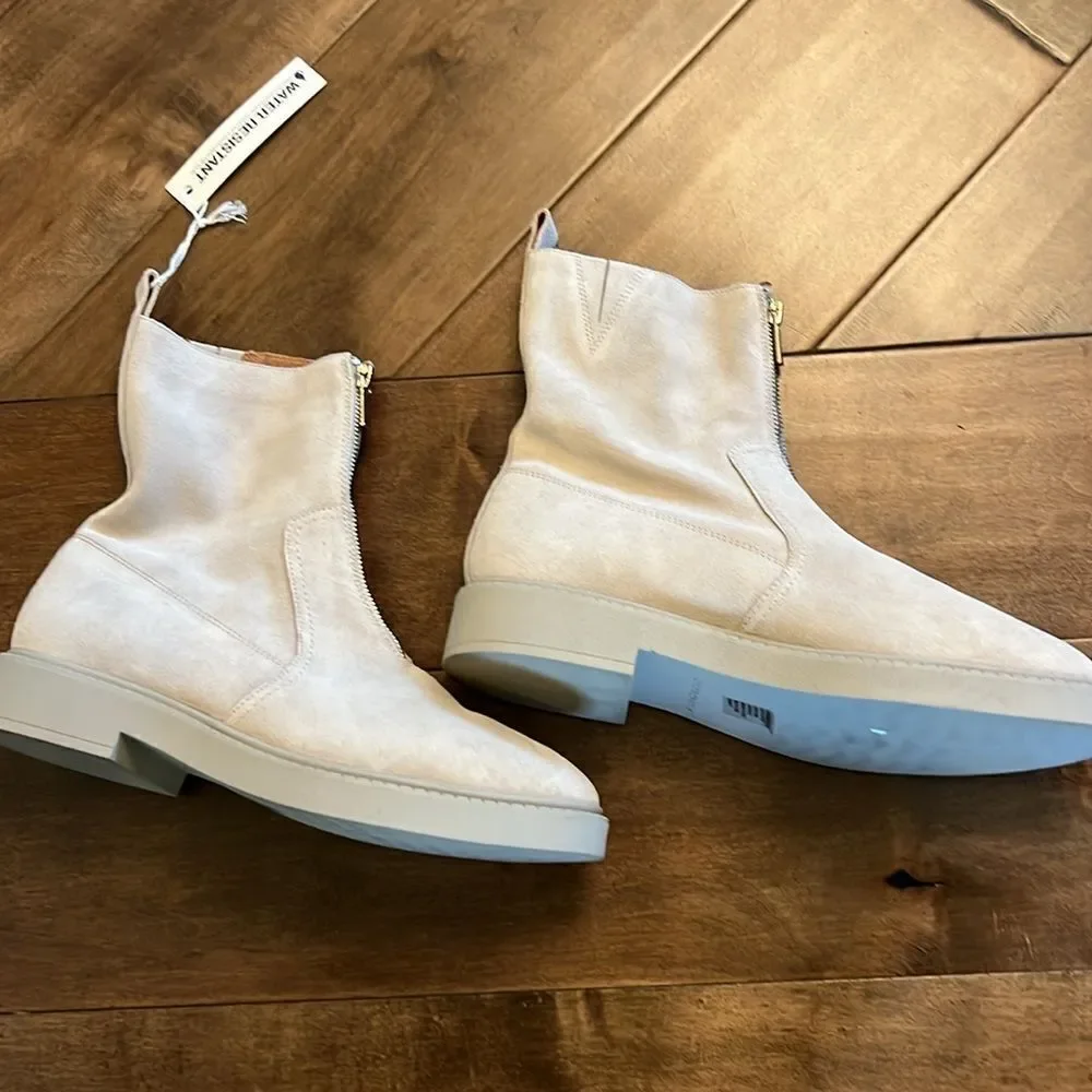 Andre Assous Vernon Water-Resistant Suede Bootie – Light Grey – Size 11 (NWOB)